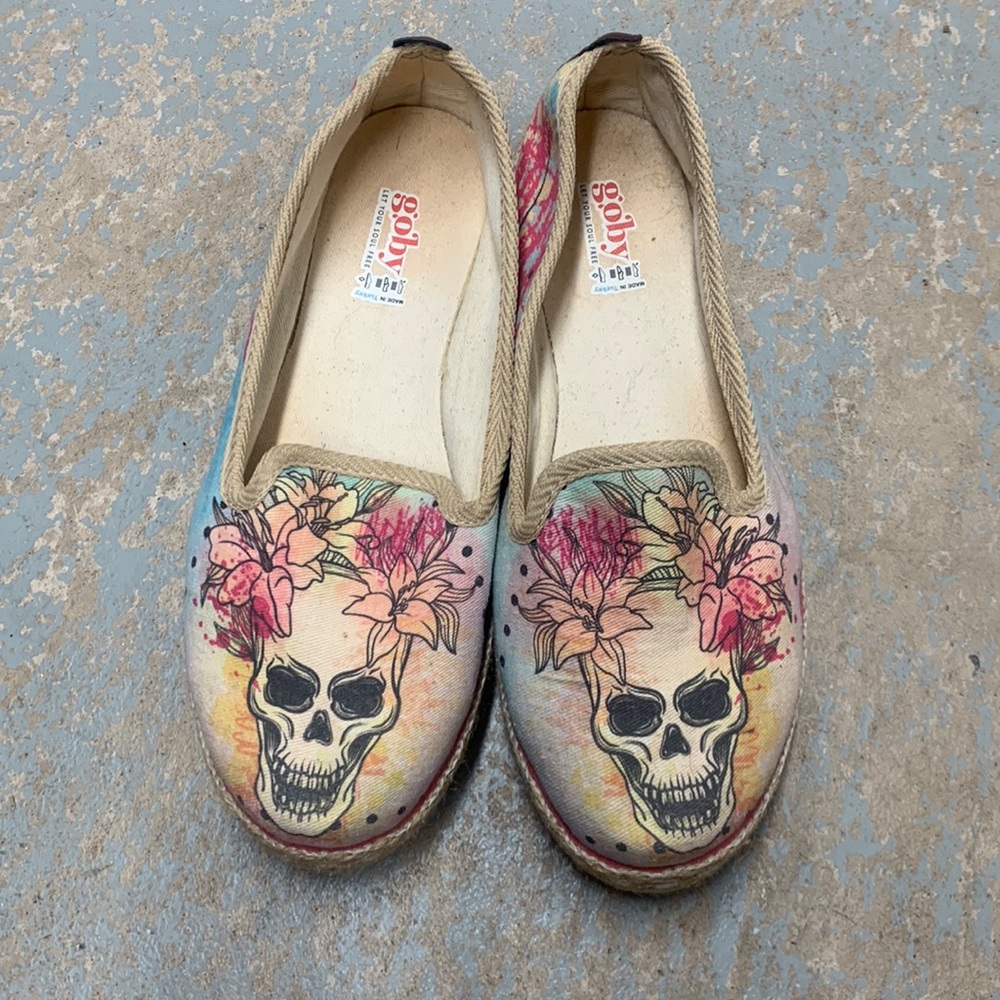 Goby shoes